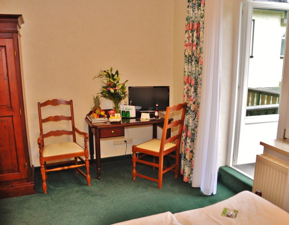 Flair-Hotel Waldfrieden Oberweißbach Exterior foto