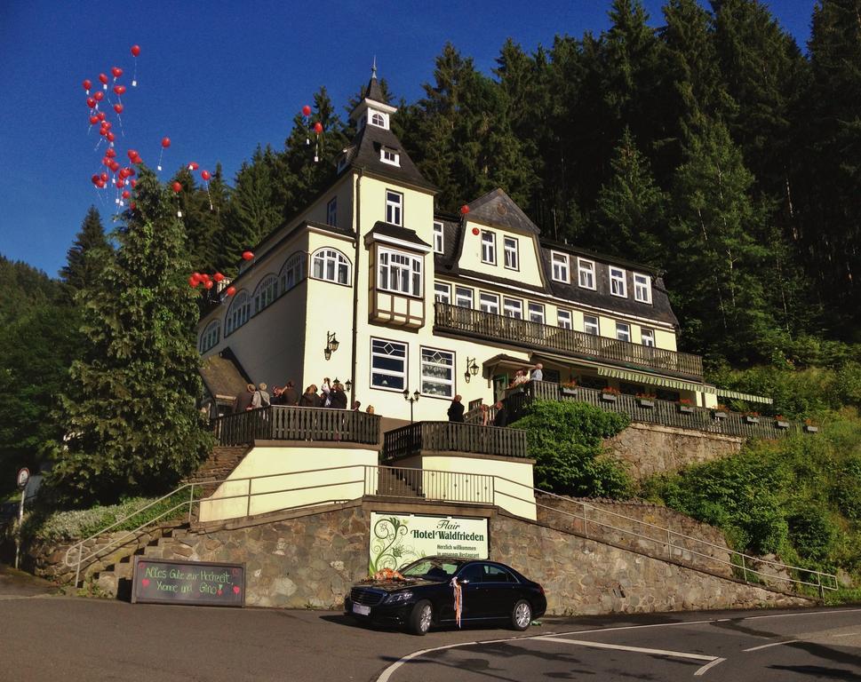 Flair-Hotel Waldfrieden Oberweißbach Exterior foto