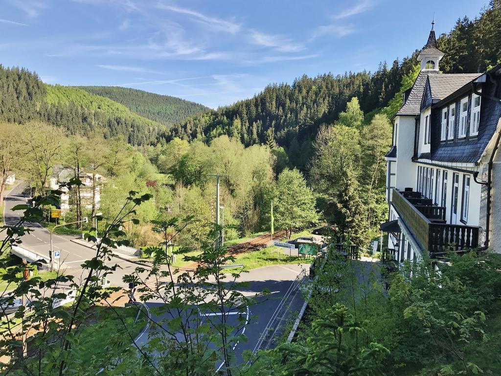 Flair-Hotel Waldfrieden Oberweißbach Exterior foto